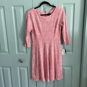 Taylor Pink Floral Fit Flare Knee‎ Length Dress Size 8 3/4 Sleeve Pretty Dainty